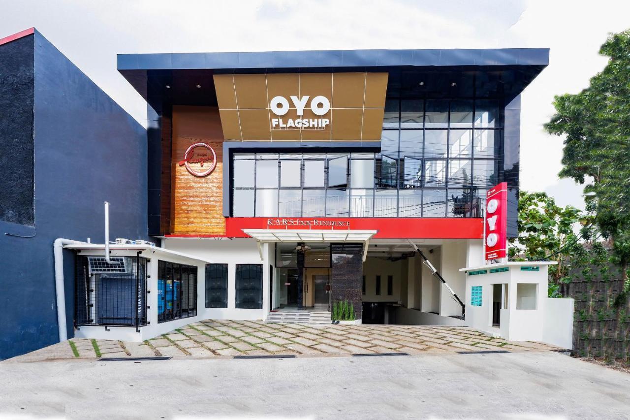 Oyo Flagship 2124 Kars Inn Semarang Esterno foto